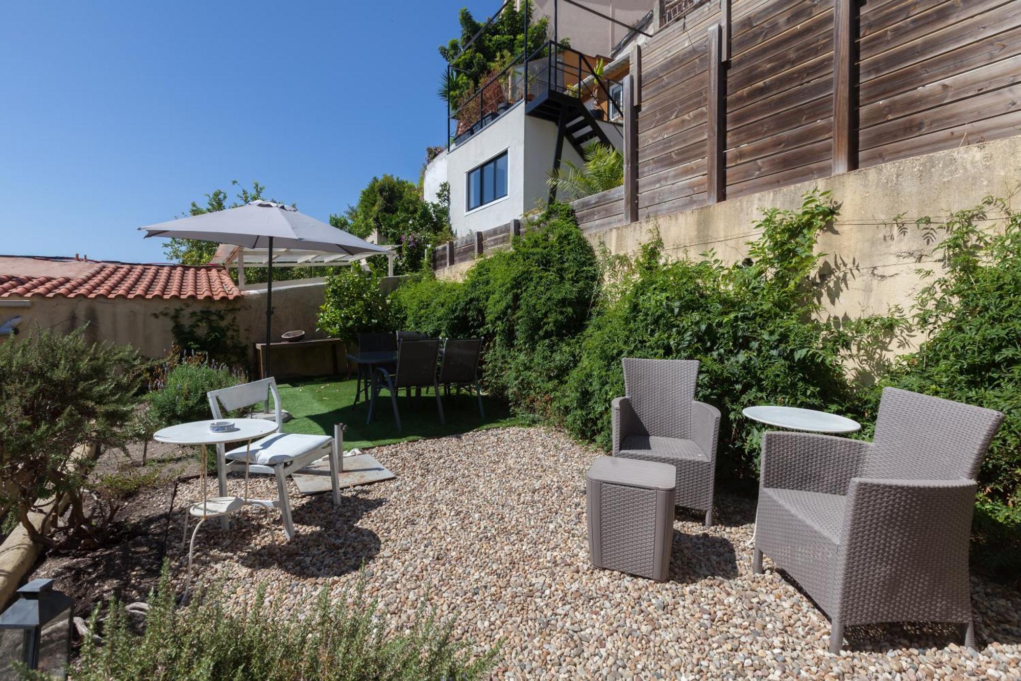 Appartamento Flh Castle Duplex With Terrace Lisbona Esterno foto