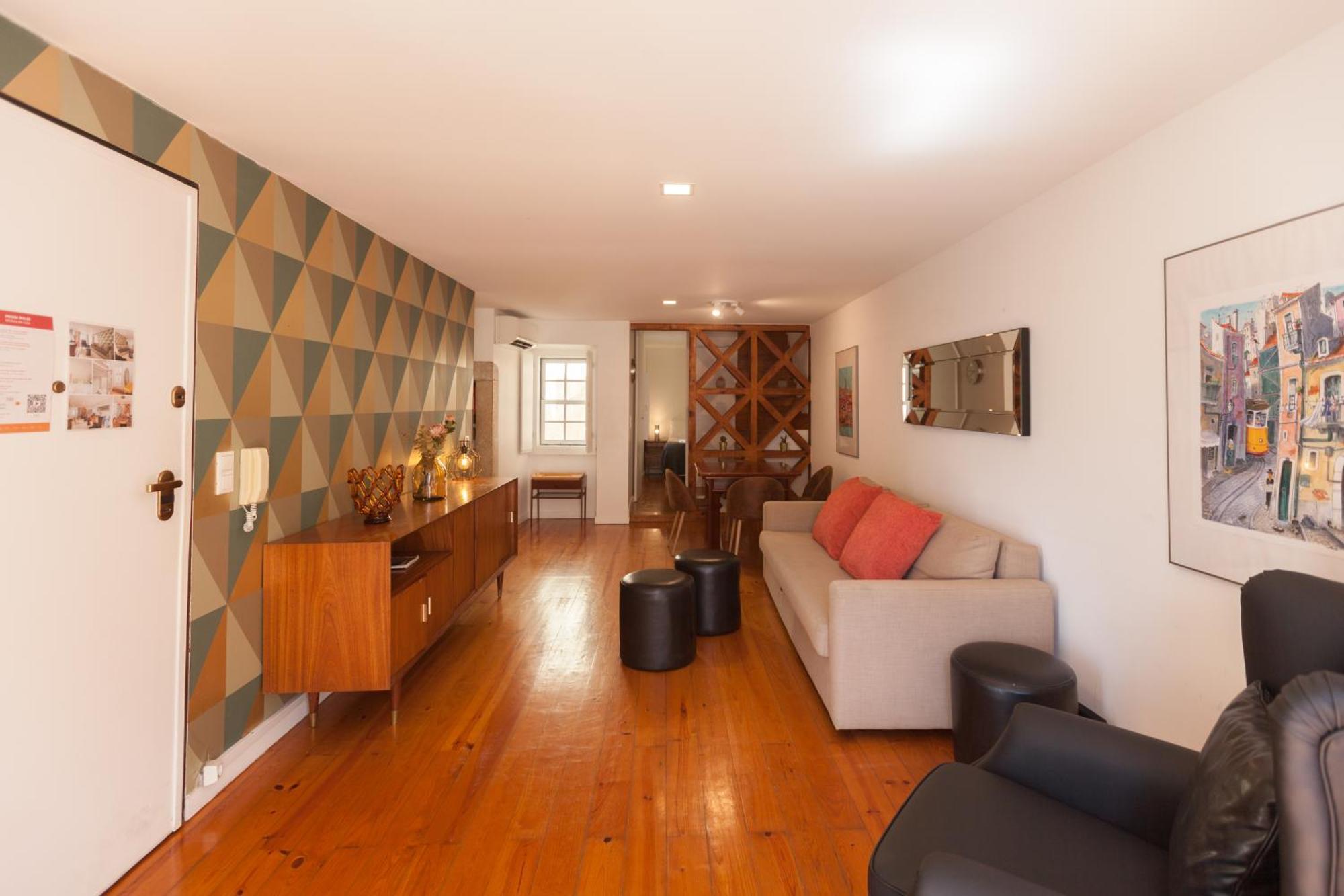 Appartamento Flh Castle Duplex With Terrace Lisbona Esterno foto