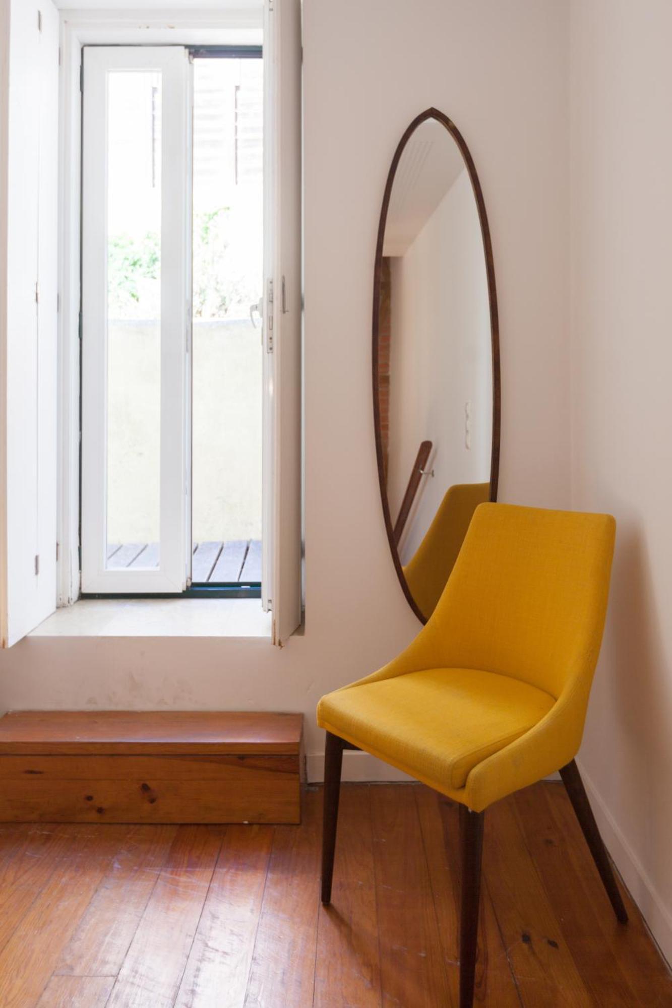 Appartamento Flh Castle Duplex With Terrace Lisbona Esterno foto
